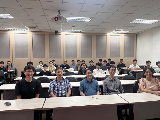 ➠<國際交流> 專題講座-Prof. Benjamin Fung圖片